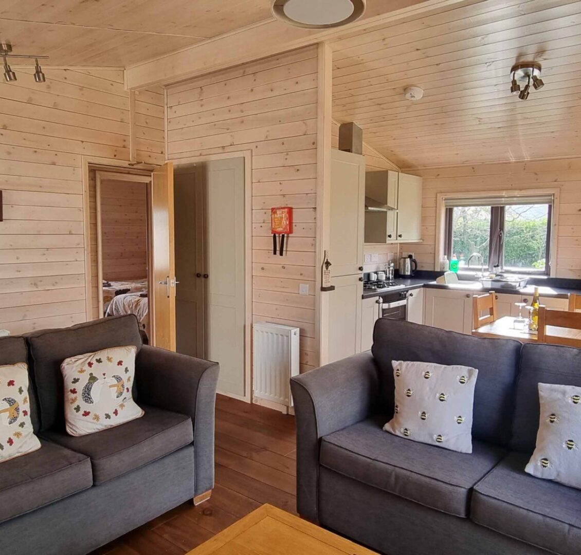Lodge 2
