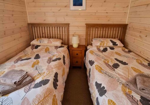 Lodge 2