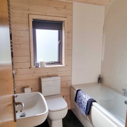 Lodge 2